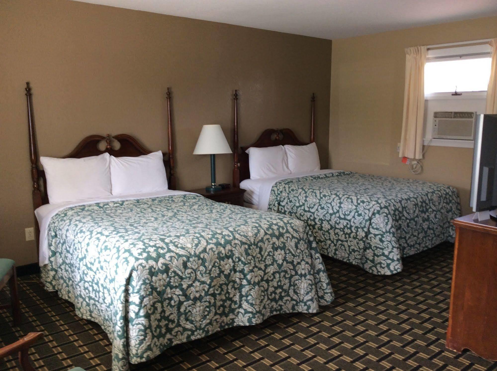 Middlebury Sweets Motel 外观 照片