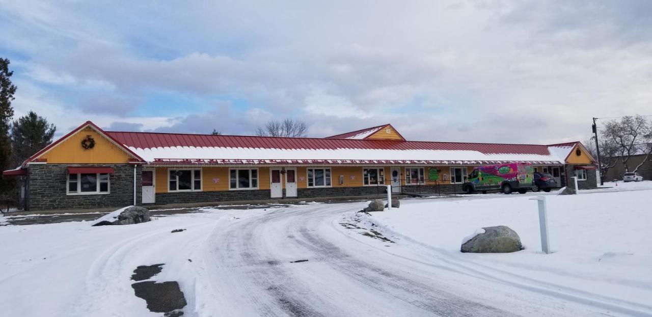 Middlebury Sweets Motel 外观 照片